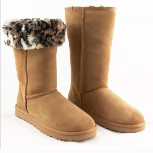 UGG Shoes - Ugg Limited Edition Classic Tall Animal Print Lined Boots Size 9